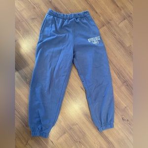 super comfortable hollister sweatpants!